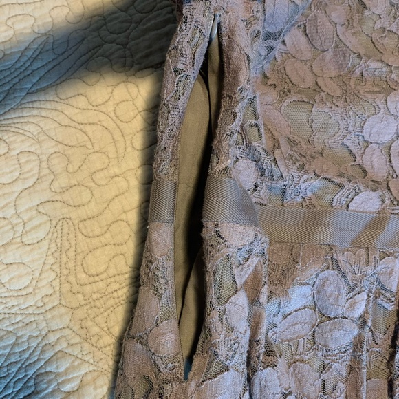 ISAAC MIZRAHI Lace Peplum Tank - Picture 5 of 6